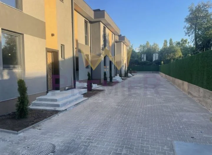 Къща в кв.Обеля -  - снимка 8 - Имоти Премиер