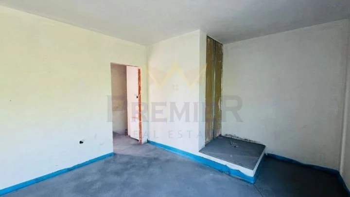 Къща в кв.Обеля -  - снимка 9 - Имоти Премиер