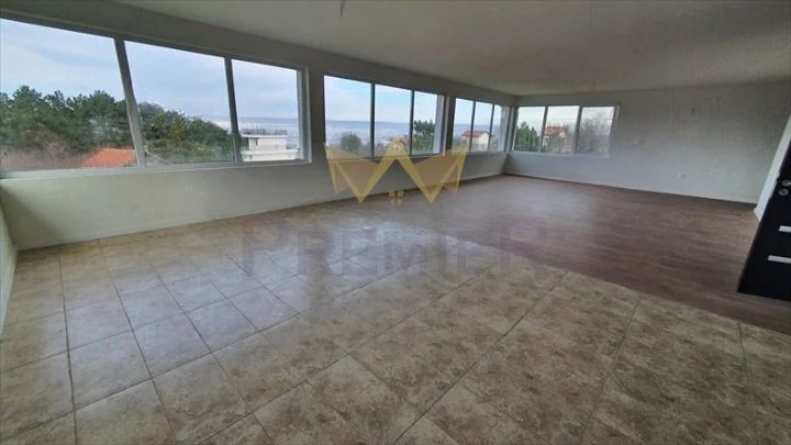 Къща в м-ст Зеленика - - снимка 1 - Имоти Премиер