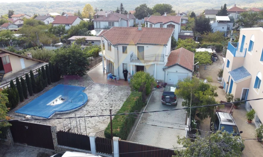 Къща в м-т Ракитника, гр.Варна -  - снимка 1 - Имоти Премиер