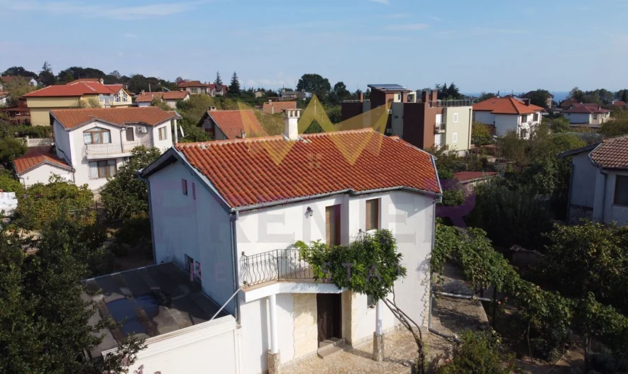 Къща в м-т Ракитника, гр.Варна - - снимка 1 - Имоти Премиер