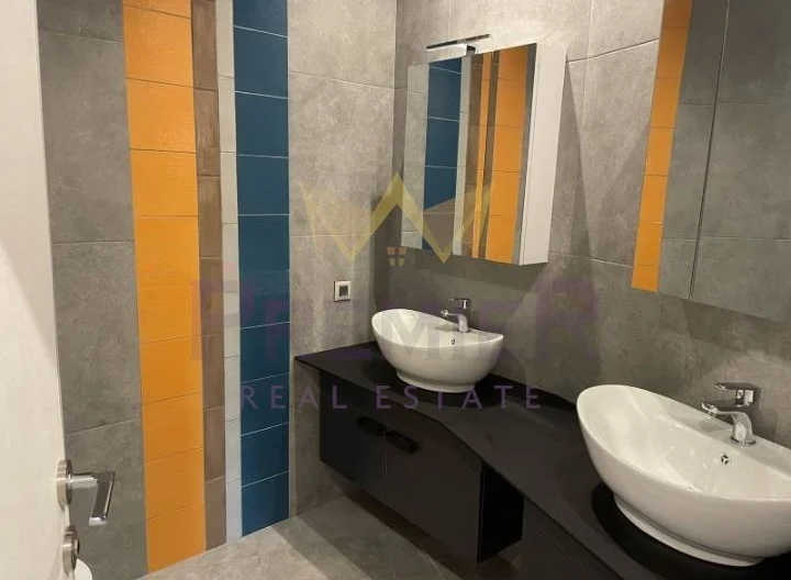 Къща в района на м-т Детски град -  - снимка 8 - Имоти Премиер