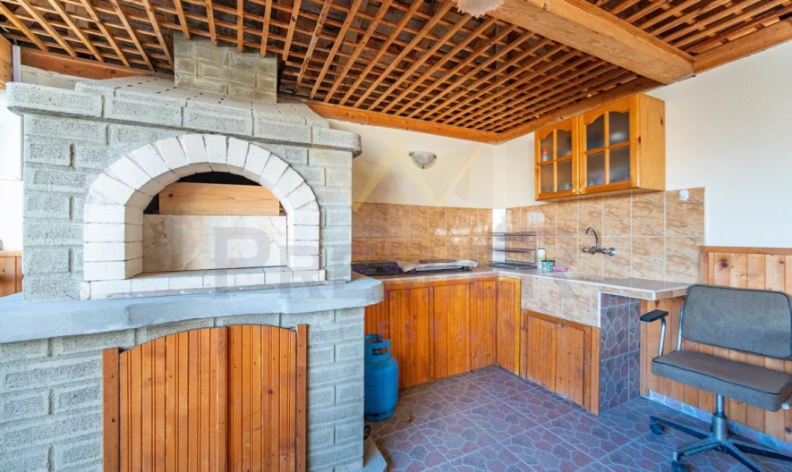 Къща в с. Аспарухово -  - снимка 11 - Имоти Премиер