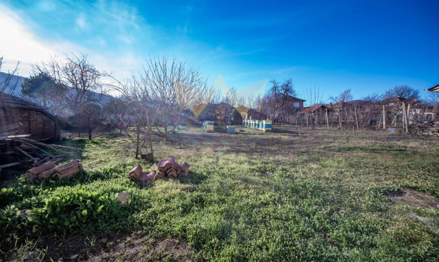 Къща в с. Аспарухово -  - снимка 30 - Имоти Премиер