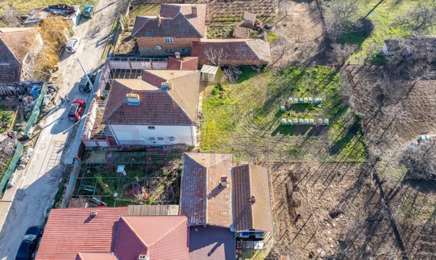 Къща в с. Аспарухово - - снимка 5 - Имоти Премиер