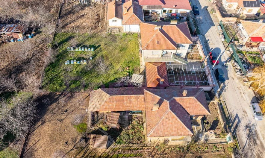 Къща в с. Аспарухово -  - снимка 9 - Имоти Премиер