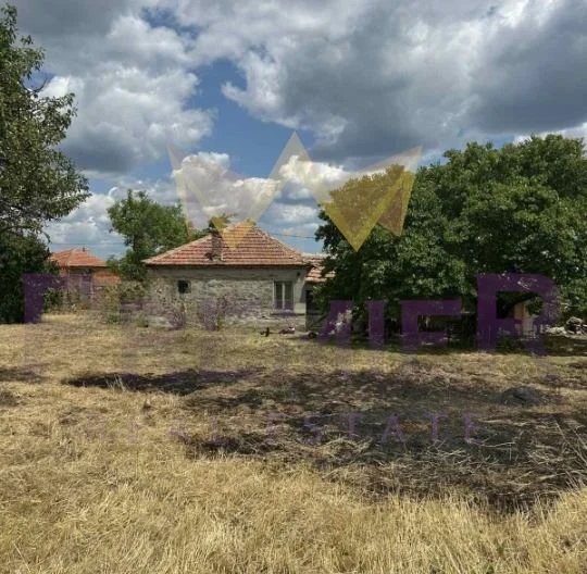 Къща в с. Аврен, обл. Варна -  - снимка 3 - Имоти Премиер