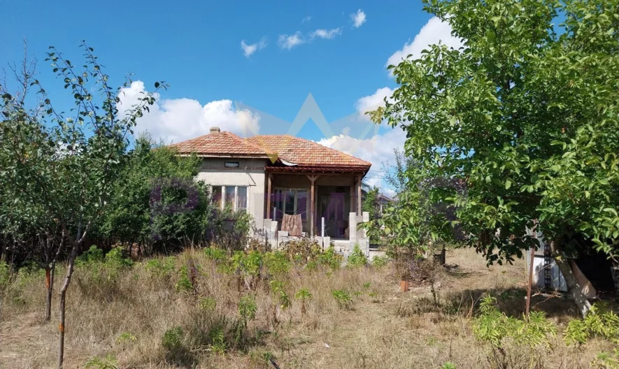 Къща в с. Безмер - - снимка 1 - Имоти Премиер