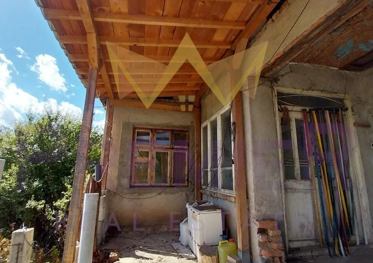 Къща в с. Безмер - - снимка 2 - Имоти Премиер