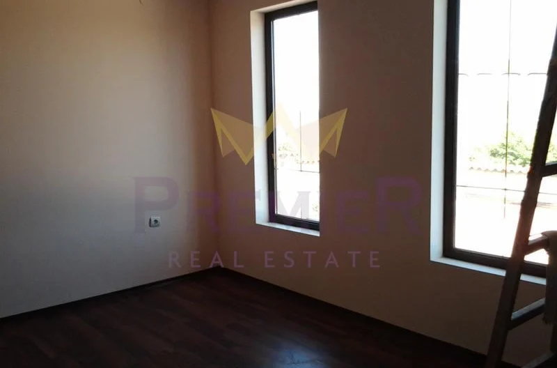 Къща в с. Близнаци -  - снимка 5 - Имоти Премиер