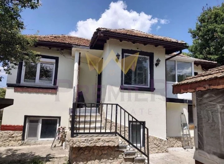 Къща в с. Брестак -  - снимка 1 - Имоти Премиер