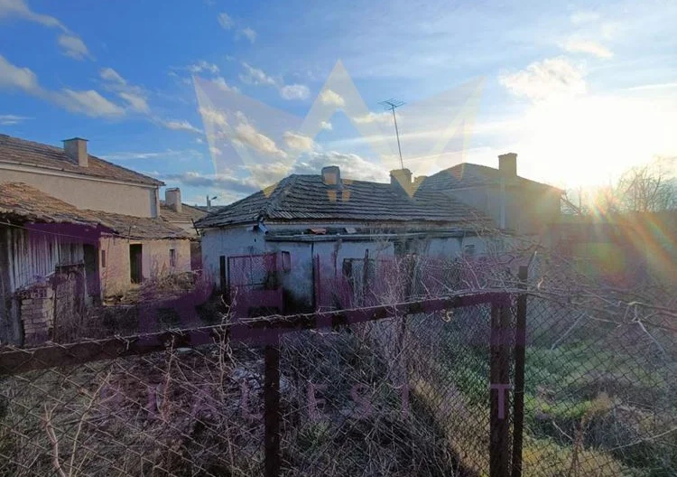 Къща в с. Брестак, област Варна -  - снимка 15 - Имоти Премиер