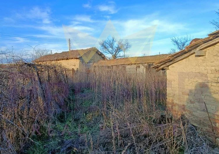 Къща в с. Брестак, област Варна -  - снимка 19 - Имоти Премиер