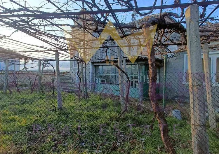 Къща в с. Брестак, област Варна - - снимка 23 - Имоти Премиер