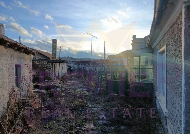 Къща в с. Брестак, област Варна - - снимка 25 - Имоти Премиер