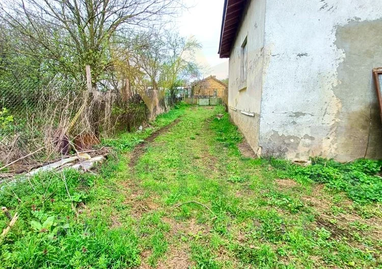 Къща в с. Червенци - - снимка 5 - Имоти Премиер