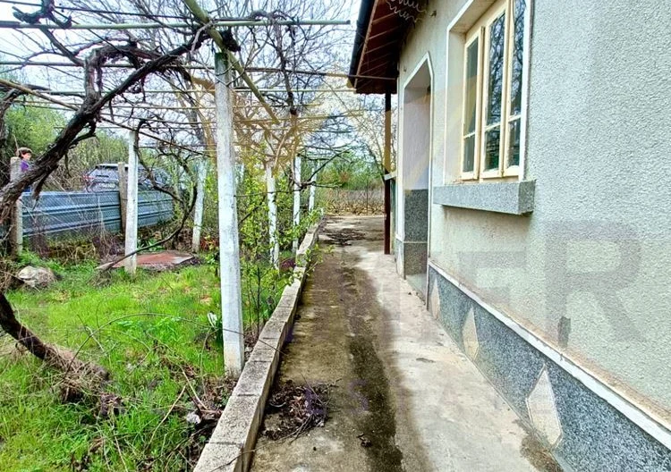 Къща в с. Червенци - - снимка 6 - Имоти Премиер