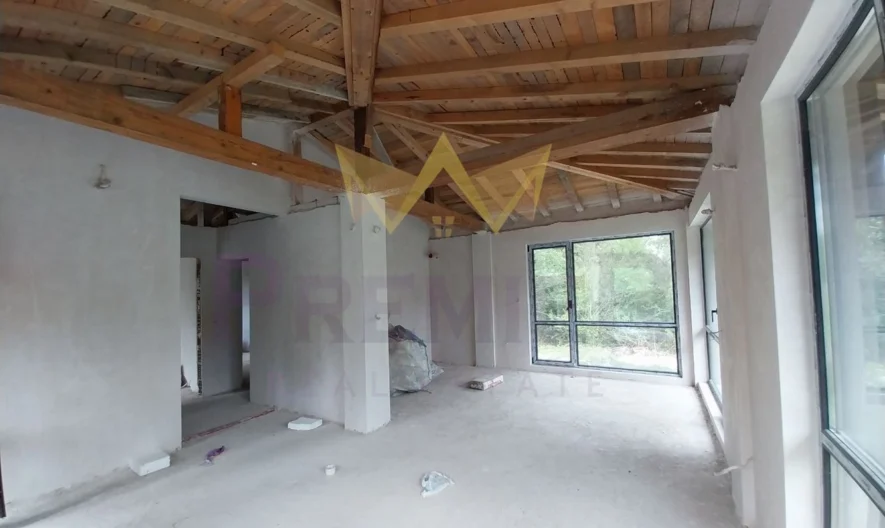 Агенция за недвижими имоти - Имоти Премиер - имот - 780937, Цена: 199900 EUR