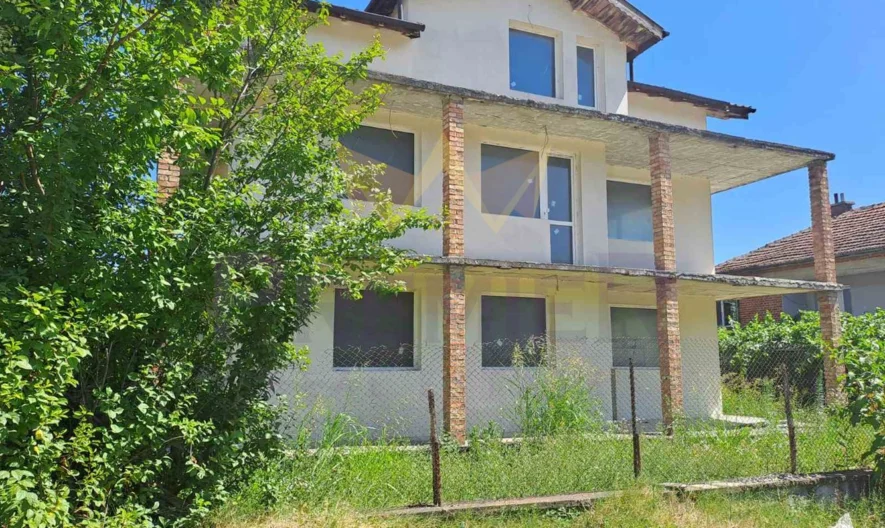 Къща в с. Горен чифлик - - снимка 2 - Имоти Премиер