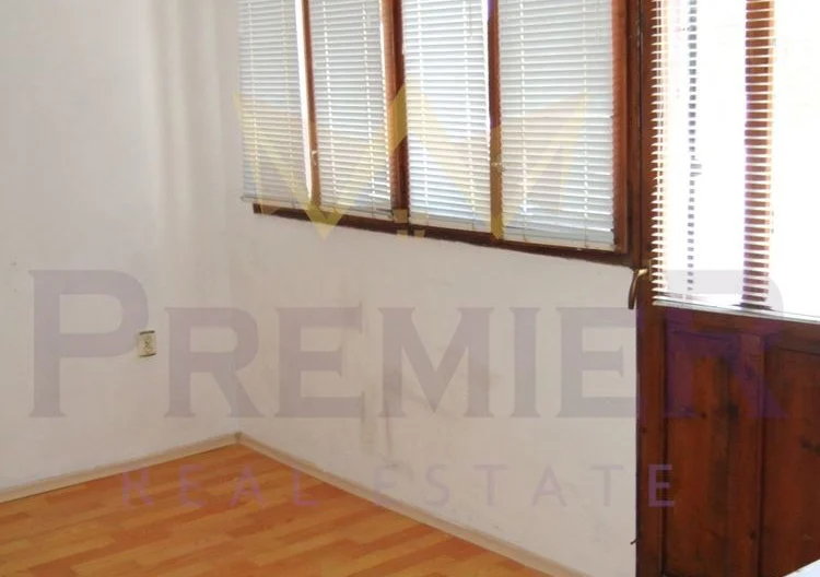 Къща в с. Крапец -  - снимка 12 - Имоти Премиер