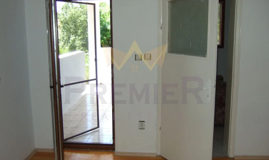 Къща в с. Крапец -  - снимка 8 - Имоти Премиер