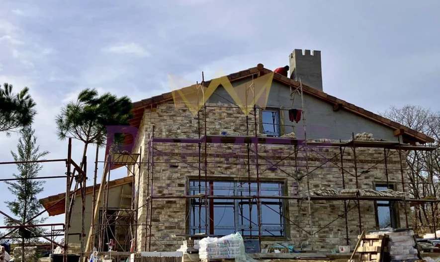 Къща в с. Приселци 295кв. м. в к. Морски Хоризонти -  - снимка 2 - Имоти Премиер