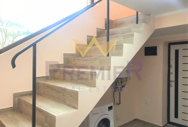 Агенция за недвижими имоти - Имоти Премиер - имот - 684082, Цена: 207000 EUR