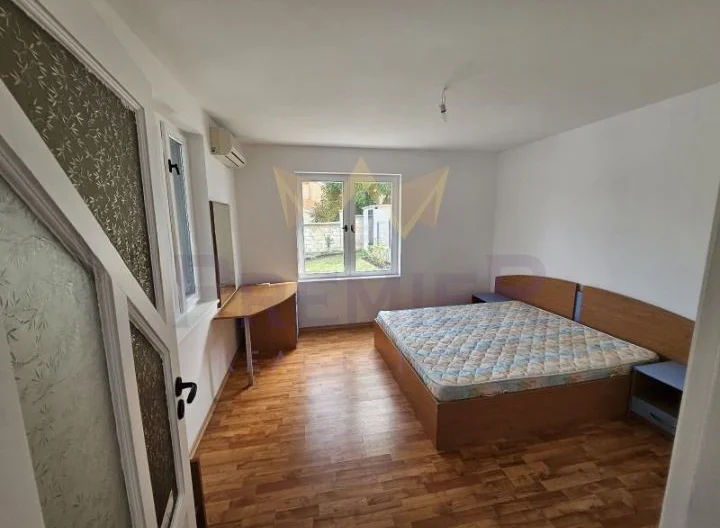 Къща в с. Рогачево - - снимка 11 - Имоти Премиер