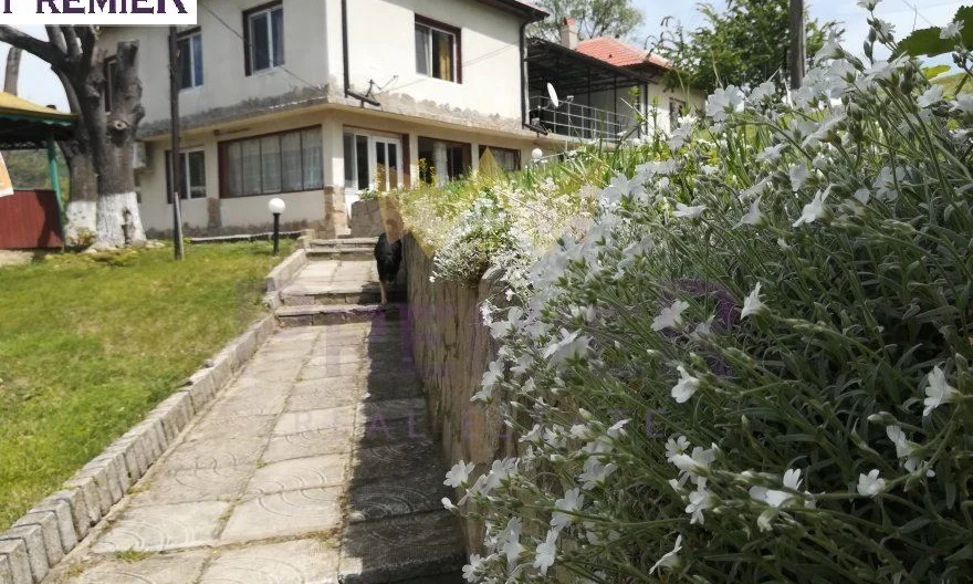 Къща в с.Аспарухово -  - снимка 4 - Имоти Премиер