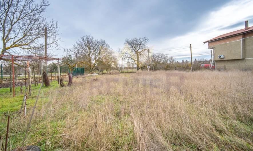 Къща в село Безводица -  - снимка 21 - Имоти Премиер