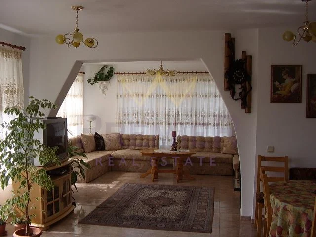 Къща в село Близнаци -  - снимка 9 - Имоти Премиер