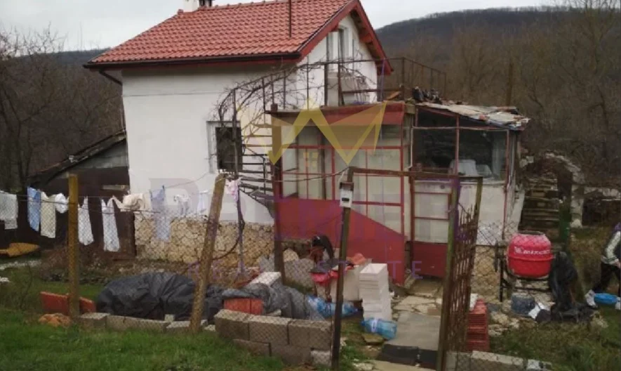 Къща в село Долище - - снимка 5 - Имоти Премиер