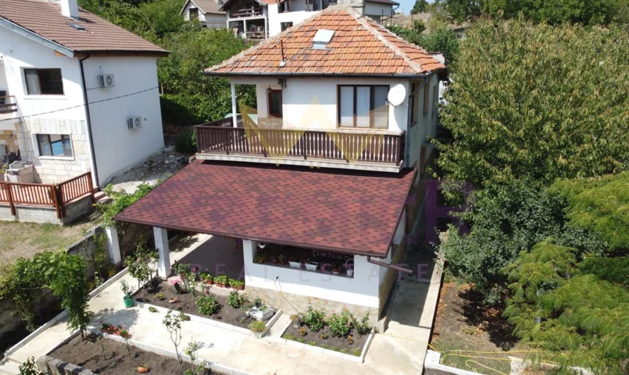 Къща в село Долище – Варна - - снимка 1 - Имоти Премиер