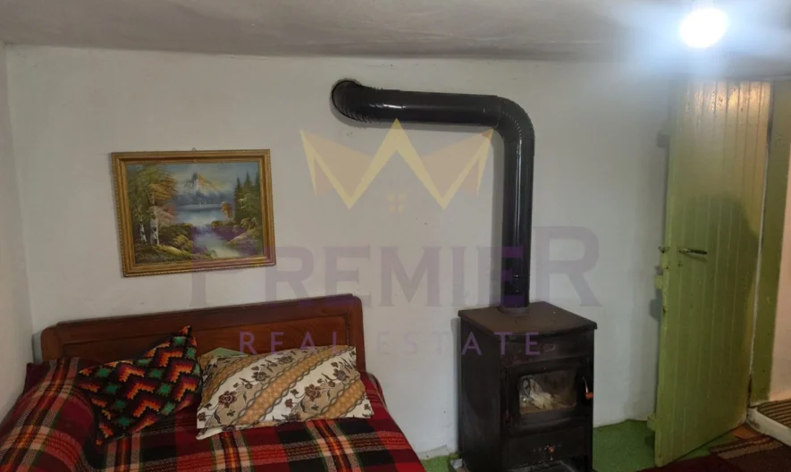 Къща в село Есеница -  - снимка 17 - Имоти Премиер