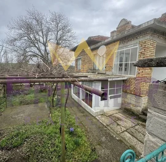 Къща в село Есеница -  - снимка 4 - Имоти Премиер