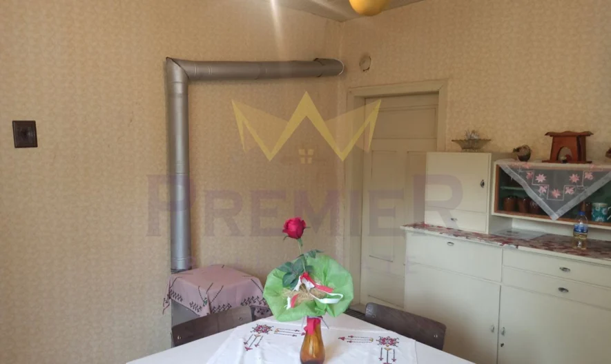 Къща в село Есеница -  - снимка 8 - Имоти Премиер