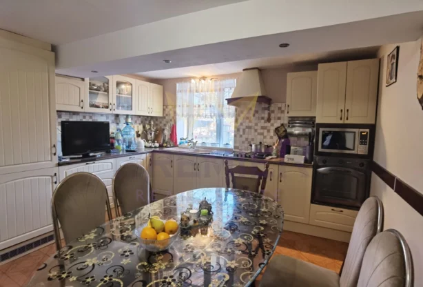 Агенция за недвижими имоти - Имоти Премиер - имот - 1003461, Цена: 150000 EUR