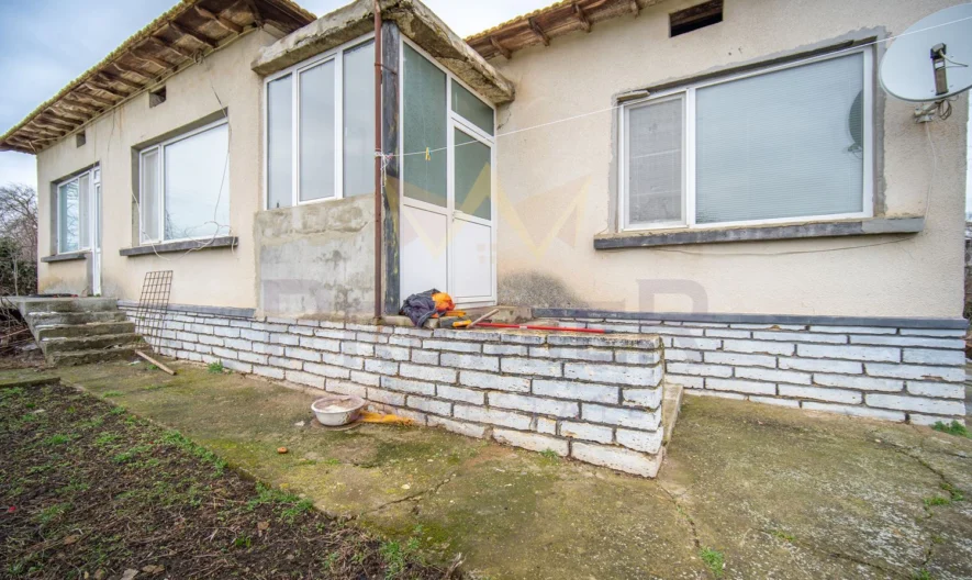 Къща в село Гурково - - снимка 1 - Имоти Премиер