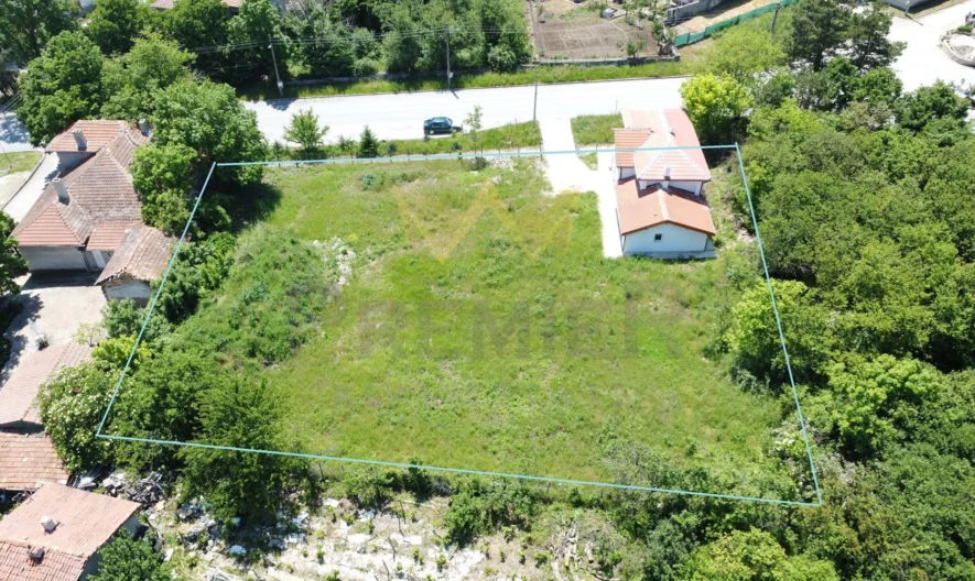 Къща в село Изгрев - - снимка 2 - Имоти Премиер