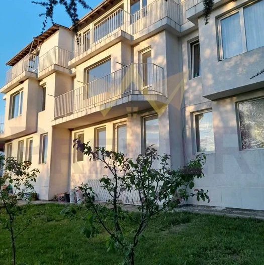 Къща в село Левски -  - снимка 1 - Имоти Премиер