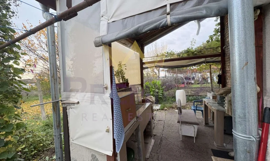 Къща в село Миролюбово - - снимка 15 - Имоти Премиер