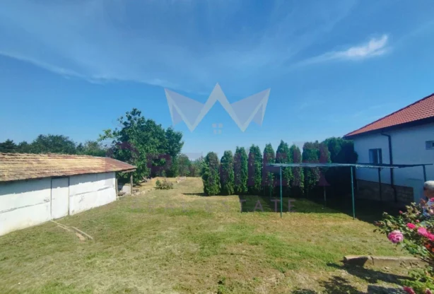 Агенция за недвижими имоти - Имоти Премиер - имот - 909074, Цена: 50000 EUR