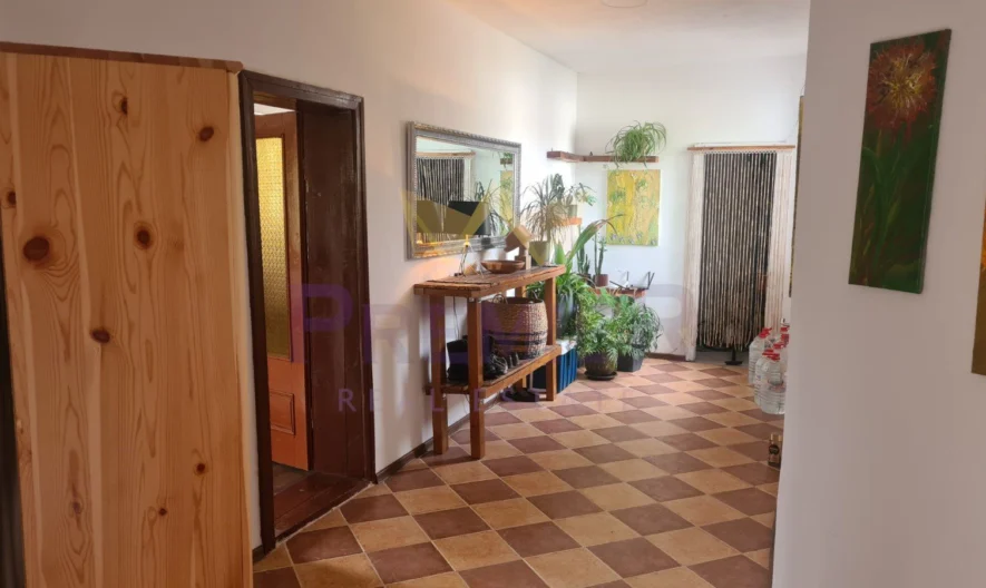 Къща в село Юнец -  - снимка 17 - Имоти Премиер