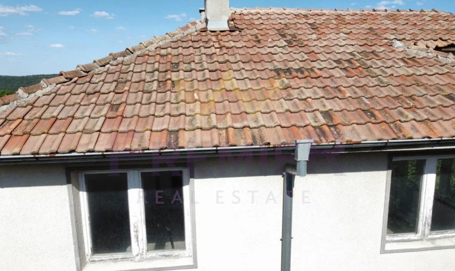 Къща в село Звездица -  - снимка 8 - Имоти Премиер