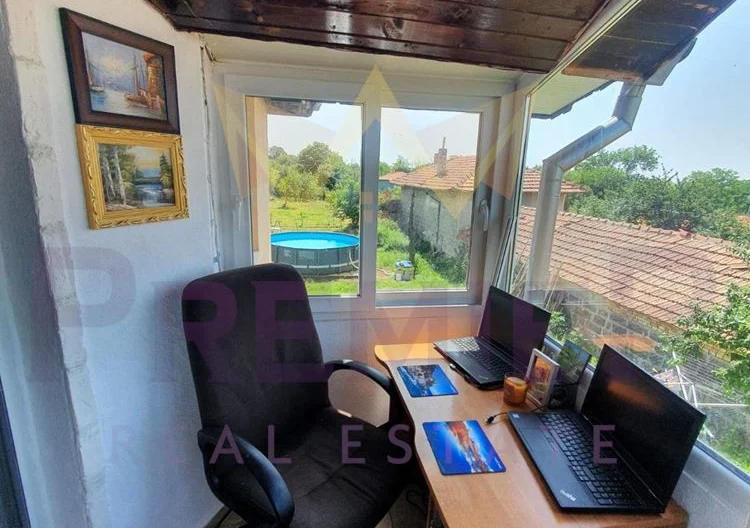 Къща в с.Кривня, област Варна -  - снимка 8 - Имоти Премиер