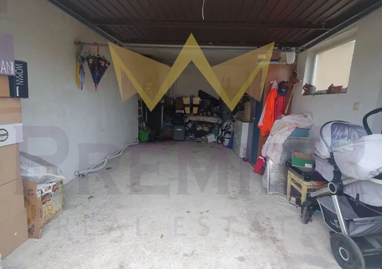 Къща в с.Кривня, област Варна -  - снимка 9 - Имоти Премиер