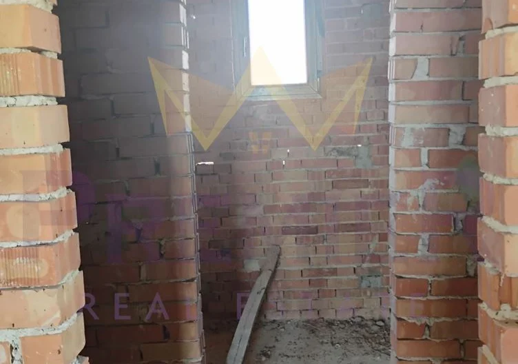 Къща в с.Ново Оряхово -  - снимка 18 - Имоти Премиер