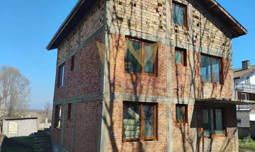 Къща в с.Ново Оряхово -  - снимка 3 - Имоти Премиер