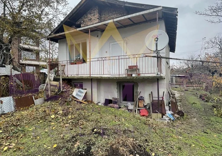 Къща в с.Страшимирово -  - снимка 2 - Имоти Премиер