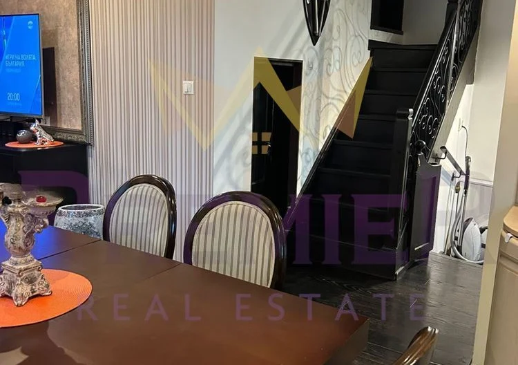 Къща в Стария град -  - снимка 7 - Имоти Премиер